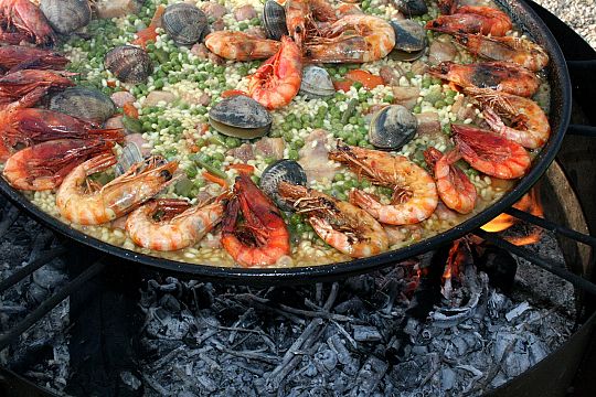 paella-01592571795.jpg